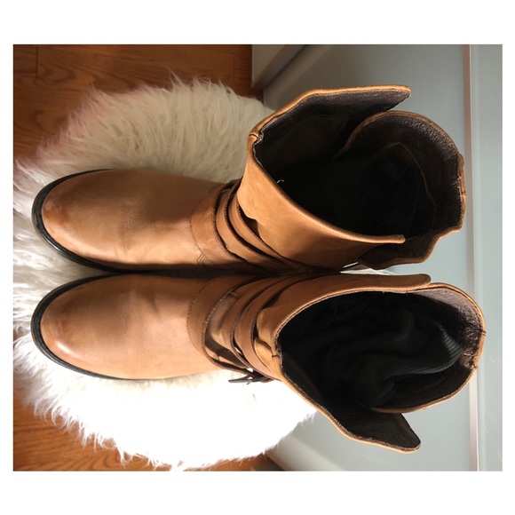 Steve Madden Tan Brown Booties - Picture 7 of 10